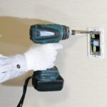 インパクトドリル